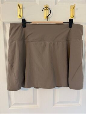 CALIA by Carrie Underwood Gray Taupe Athletic Skort